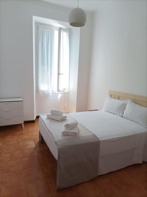 Nuova Casa Aprosio, Centrale E Vicina Al Mare 벤티밀리아 외부 사진