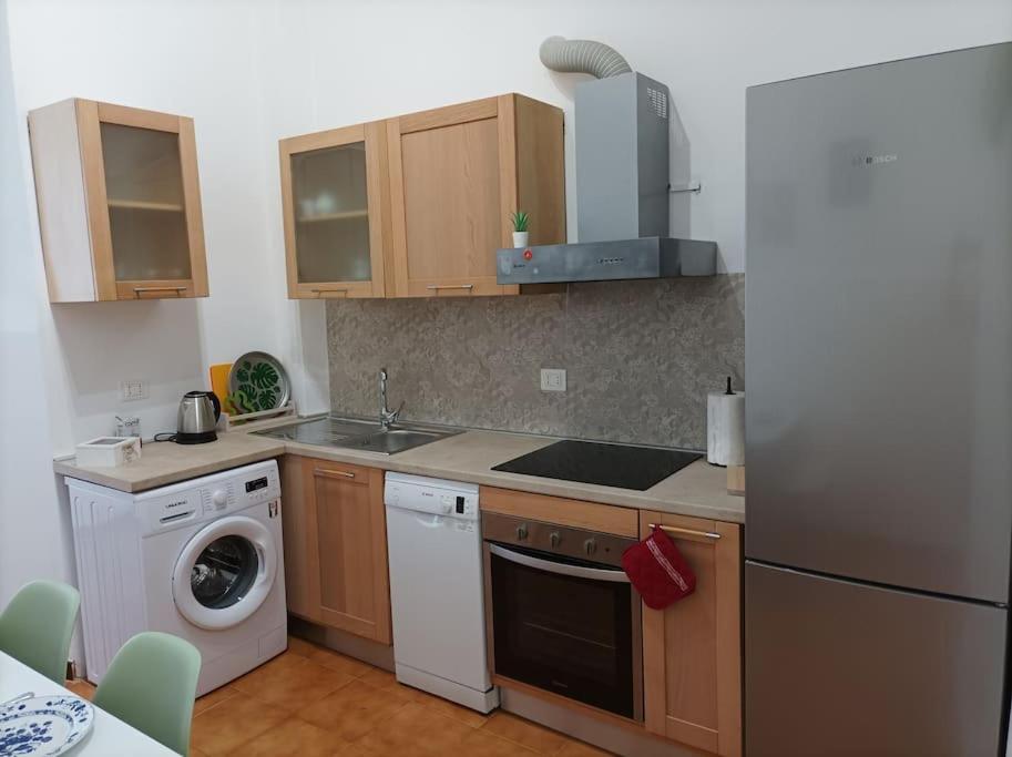 Nuova Casa Aprosio, Centrale E Vicina Al Mare 벤티밀리아 외부 사진